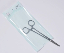 Heat-sealable sterilization pouches, with gusset