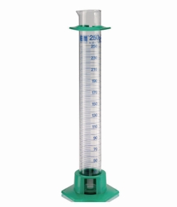 Slika Measuring cylinder with plastic socket, DURAN<sup>&reg;</sup>, class A, blue graduation