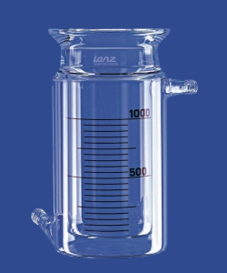 Slika Reaction vessels, cylindrical, with thermostatic jacket and withdrawal valve