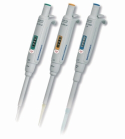 Single channel microliter pipettes Acura<sup>&reg; </sup>manual 835, variable