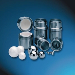 Grinding balls, PTFE with steel core