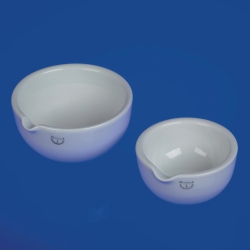 Slika PORCELAIN MORTAR 50 MM O WITH SPOUT, OUT